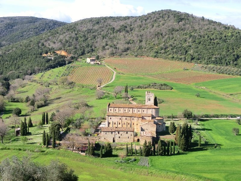 Castel-Brunello_Sant'Antimo01